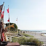 Nautic Strandhotel 3*