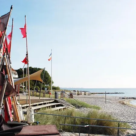 Nautic Strandhotel 3*