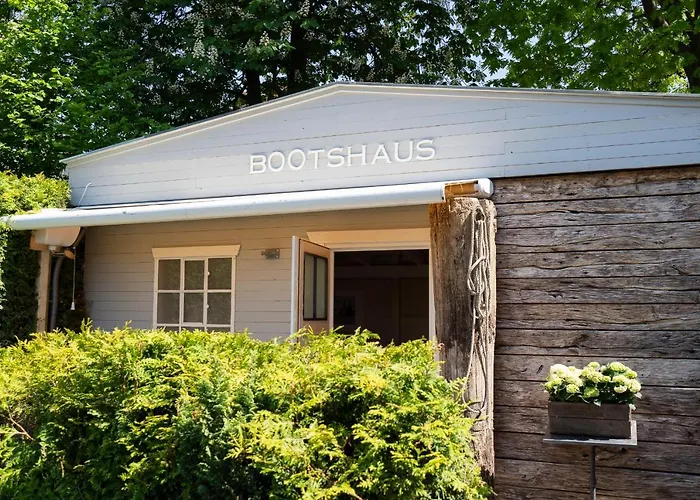 Nautic Strandhotel 3*